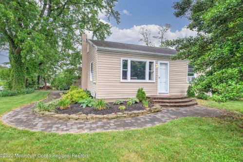 940 Commonwealth Blvd, Lakehurst, NJ 08759-5629