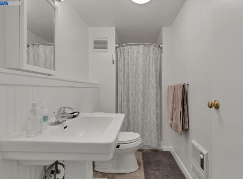 64 Panoramic Way, Berkeley CA 94704-2540 exterior