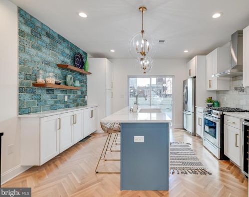 1009 Greenwich St, Philadelphia PA 19147-6409 exterior