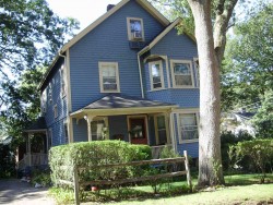 33 Aspen Ave, Newton, MA 02466-3002