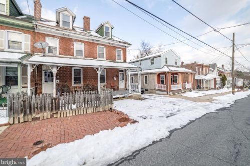 414 9 St, Chester PA 19013-2701 exterior