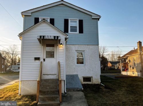 302 Howard St, Pottstown, PA 19464-6502