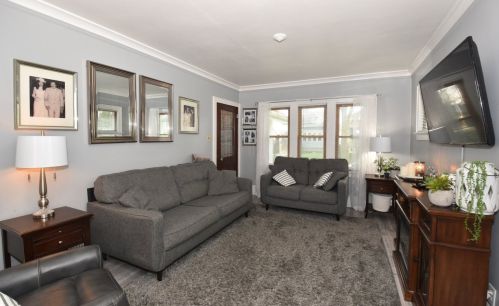 2209 75th St, Milwaukee, WI 53219-1818