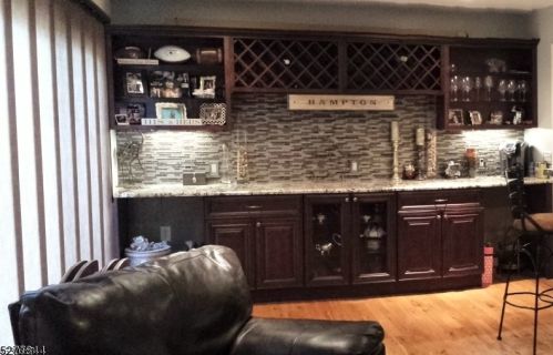 23 Sparrow Cir, Fredon NJ 07860-1492 exterior