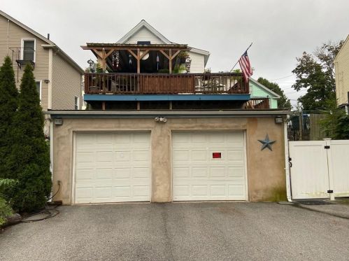 14 Aventine Ave, Providence RI 02904-1211 exterior