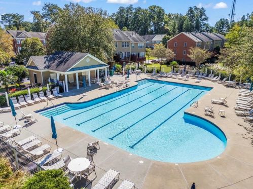 2591 Bridlewood Ln, Atlanta GA exterior