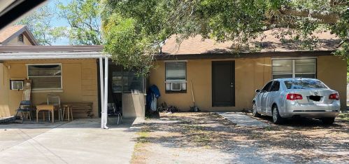 2716 Oleander Blvd, Fort Pierce FL  34982-5815 exterior