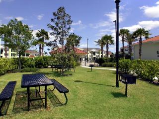 12932 Mallory Cir, Orlando FL  32828-9094 exterior