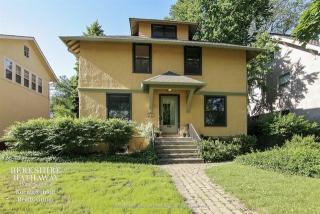 724 Colfax St, Evanston, IL 60201-2810