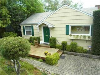 4412 50th Ave, Seattle WA  98116-4023 exterior