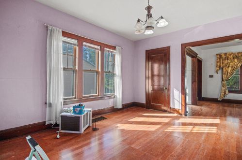 1314 22 St, Milwaukee WI 53215-4404 exterior