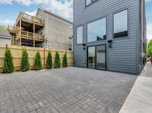 2734 Altgeld St, Chicago IL  60647-1872 exterior