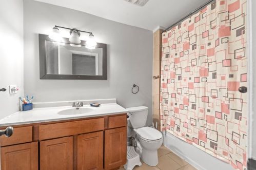 5517 Allemong Dr, Matteson IL 60443-1003 exterior