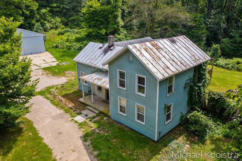 13318 Beckwith Dr, Lowell, MI 49331-9363