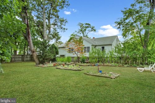 10 Clearview Ave, Trenton NJ 08619-1217 exterior