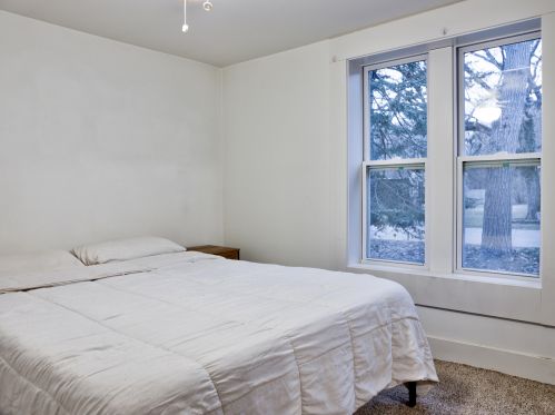 306 Sherman St, Allegan MI  49010-1066 exterior