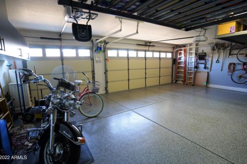 318 Campo Bello Dr, Phoenix AZ 85032-2216 exterior