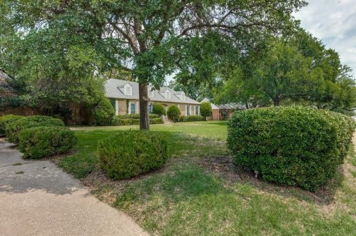 4849 Forest Ln, Dallas TX  75244-7718 exterior