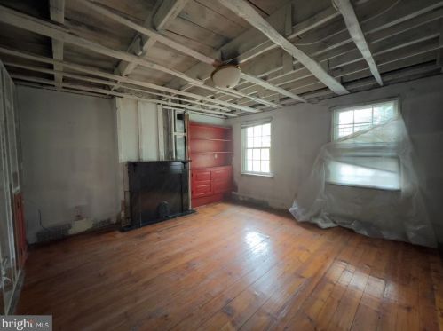 1738 Addison St, Philadelphia PA 19143-1307 exterior