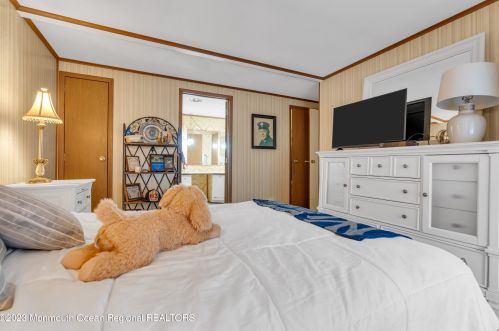 475 Charles Pl, East Freehold NJ 07728-3403 exterior