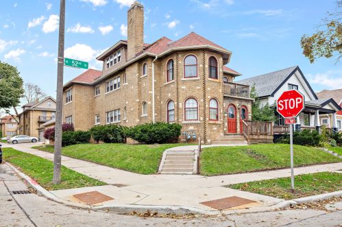 2803 52nd St, Milwaukee, WI 53210-1608