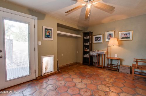 752 Edgewater Dr, Tucson AZ 85704-2412 exterior