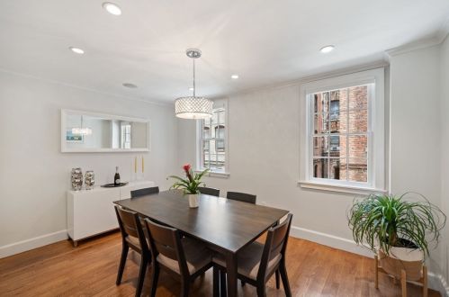 26 Gdn St, Boston MA 02114-3709 exterior