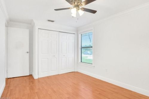 5040 31 Ave, Naples FL 34116-8104 exterior