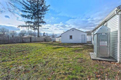 46 Cooper Ave, Wallingford CT  06492-3956 exterior