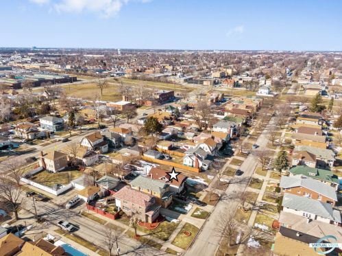 1244 16th Ave, Broadview, IL 60153-1848