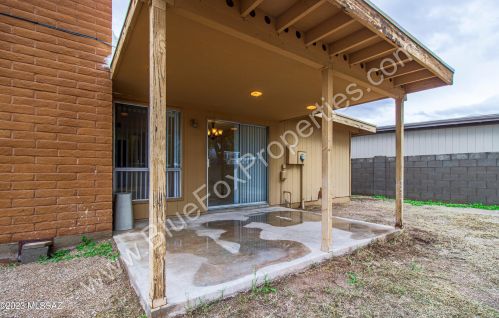 2618 Camino Seco, Tucson AZ  85730-1275 exterior