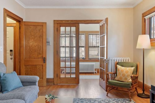 100 Hatch Ave, Saint Paul MN 55103-1329 exterior