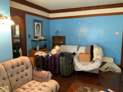 1305 Mayfield Ave, Chicago IL 60638-4405 exterior