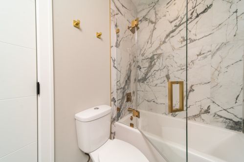 3842 108th Pl, Chicago IL  60655-3945 exterior