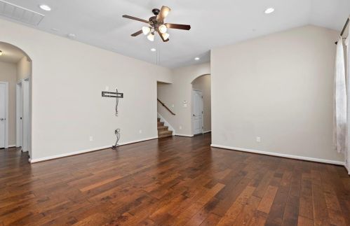 8642 Lighthouse Lk Ln, Humble TX 77346-5802 exterior