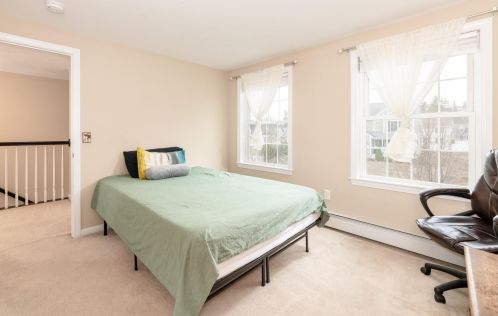 24 Amy Way, Concord NH  03303-1045 exterior