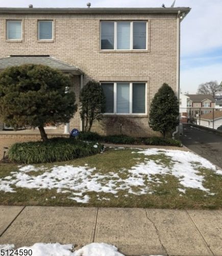 132 Jackson Ave, West Paterson NJ  07424-3351 exterior