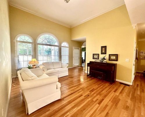 2123 Cpe Liberty Dr, Suwanee GA exterior