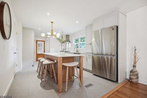 4 Northview Ter, Maplewood NJ  07040-3606 exterior