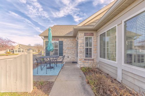 2651 Bluestone Cir, Kalamazoo, MI 49009-6761