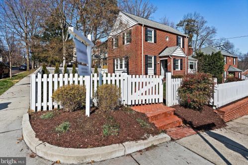 3015 Legation St, Washington, DC 20015-1239