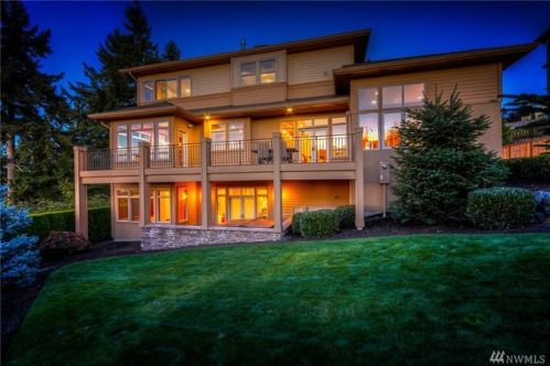 7306 117 Pl, Seattle WA  98056-1758 exterior