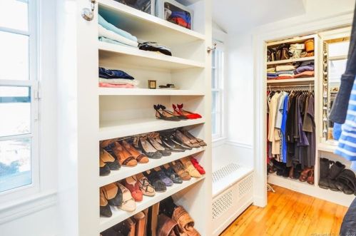 33 Bettswood Rd, Norwalk CT 06851-5123 exterior