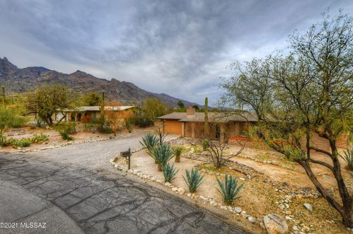 6472 Burro Creek Pl, Tucson AZ  85718-2302 exterior