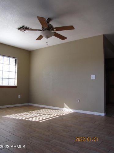 8802 2nd Way, Phoenix, AZ 85020-2810