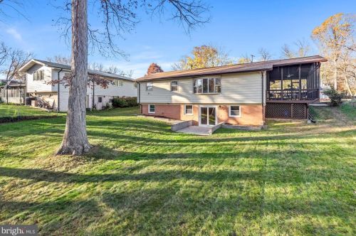 4506 Morgal St, Rockville MD 20853-2165 exterior