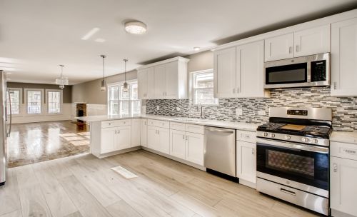 1757 71st Pl, Chicago IL  60649-2308 exterior