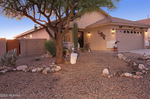 13299 Wide View Dr, Tucson, AZ 85755-1943