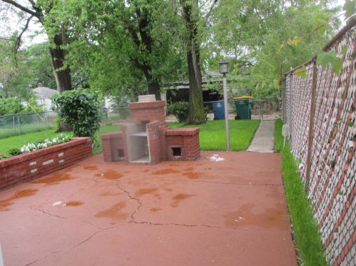 2306 Monroe St, Gary IN  46407-3052 exterior