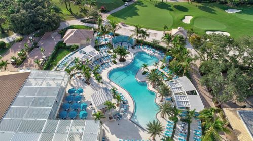 56 Is Dr, Boynton Beach FL 33435-3338 exterior